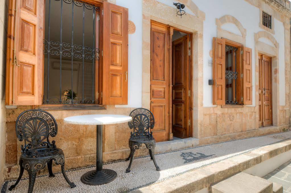 Villa Lindos Bagian luar foto
